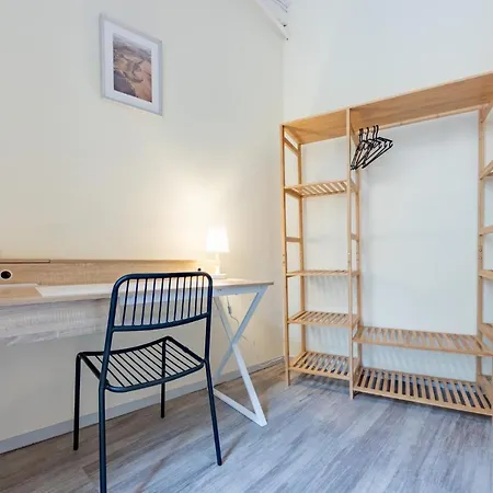 T3 Rdc Proche Commidites Parking Facile *