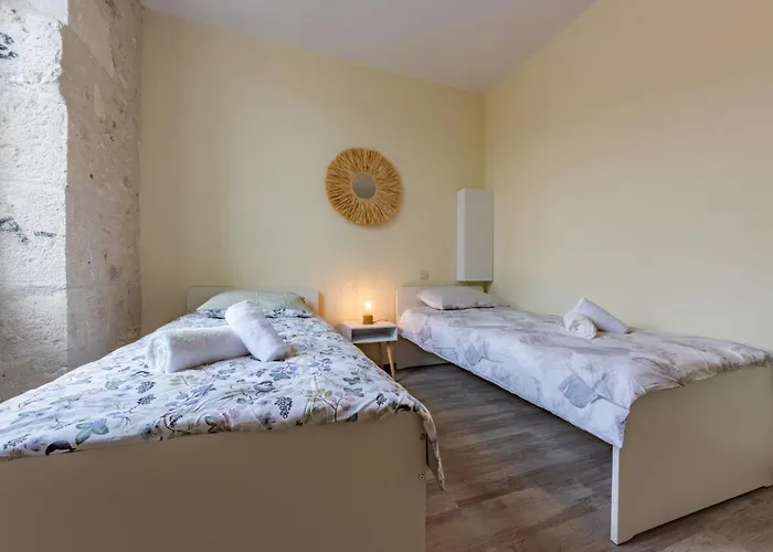 公寓 T3 Rdc Proche Commidites Parking Facile