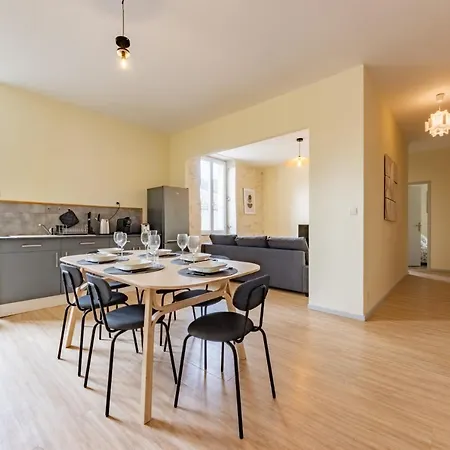 T3 Rdc Proche Commidites Parking Facile