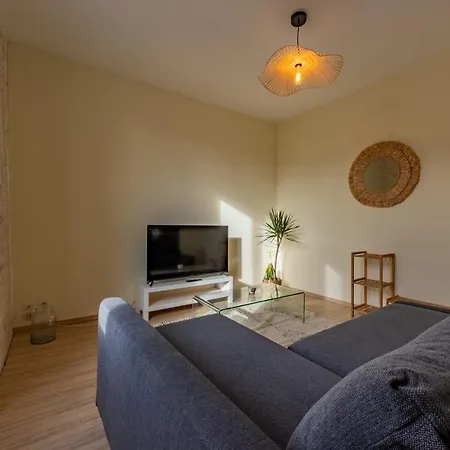 T3 Rdc Proche Commidites Parking Facile *