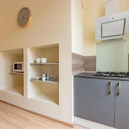 T3 Rdc Proche Commidites Parking Facile